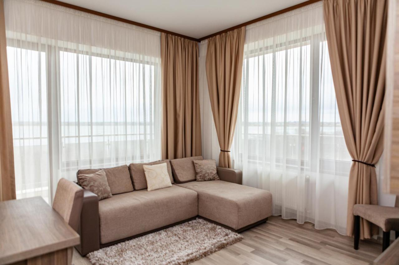 Summerland Sea View Apartment Mamaia Exterior foto